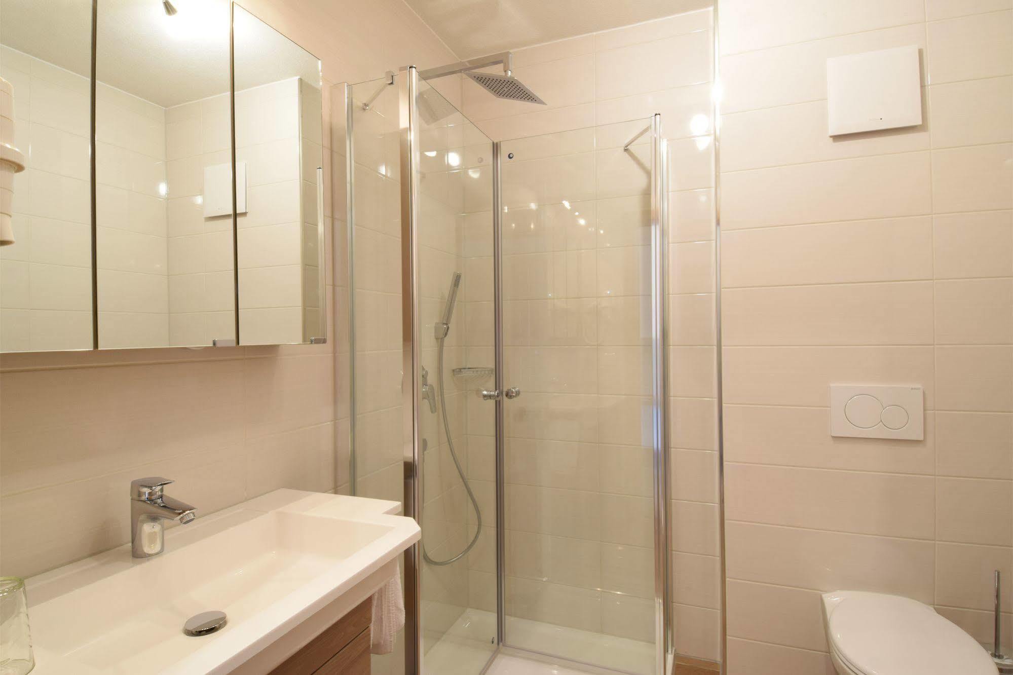 Aparthotel Donaustern Asbach-Bäumenheim Εξωτερικό φωτογραφία